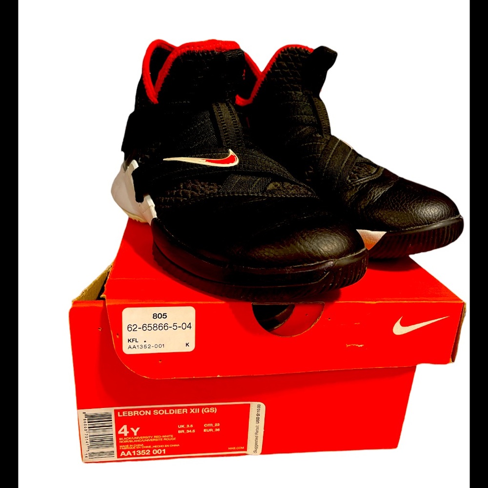 Lebron Solidier Nike